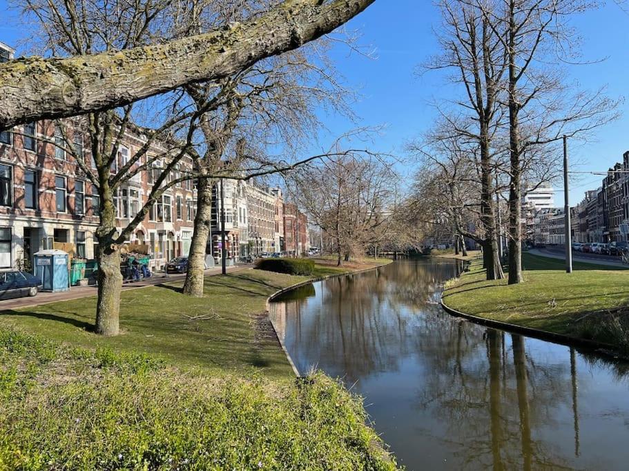 Rotterdam Inn エクステリア 写真